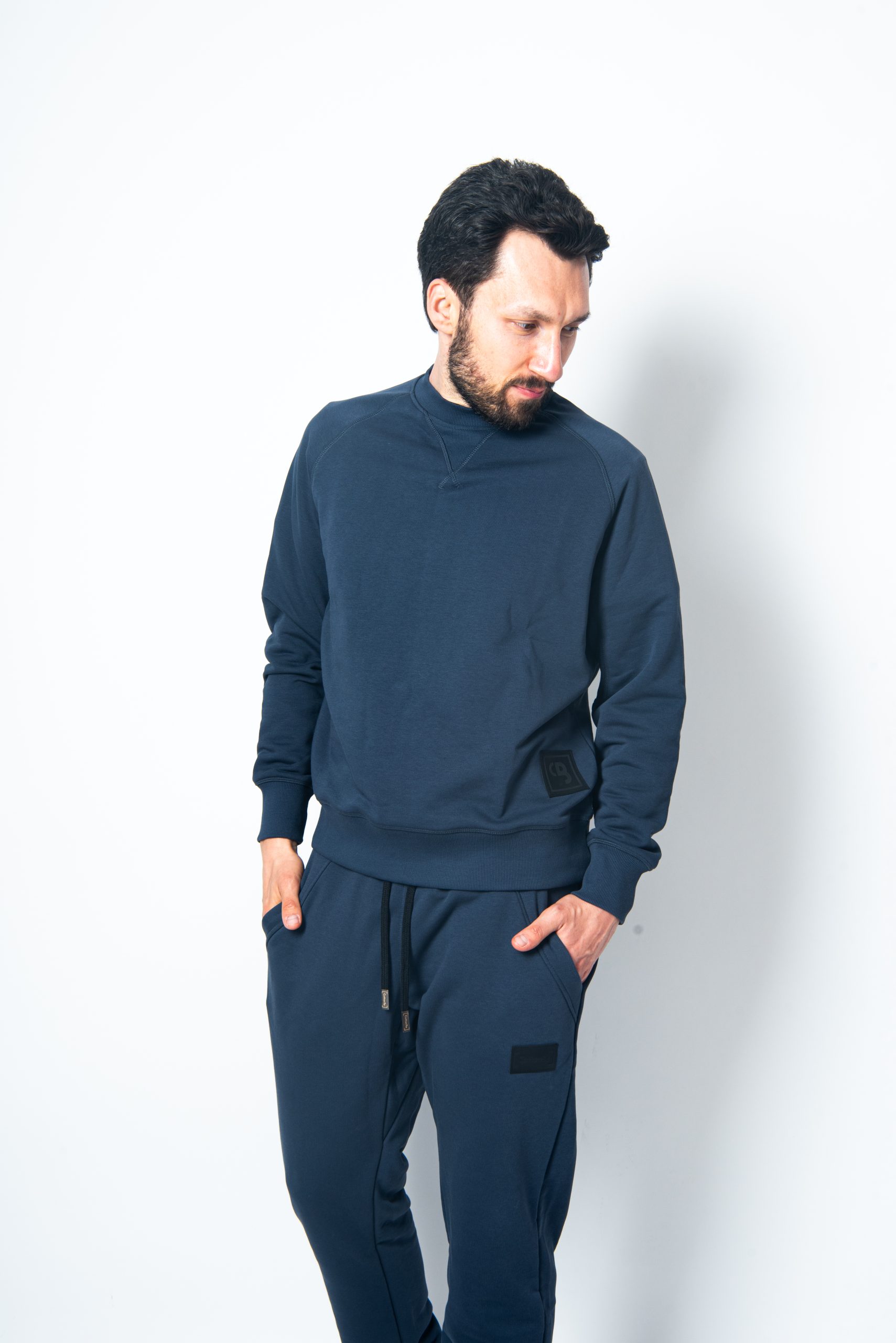 Spodnie dresowe – Granatowe (ze ściągaczem) - obrazek 4