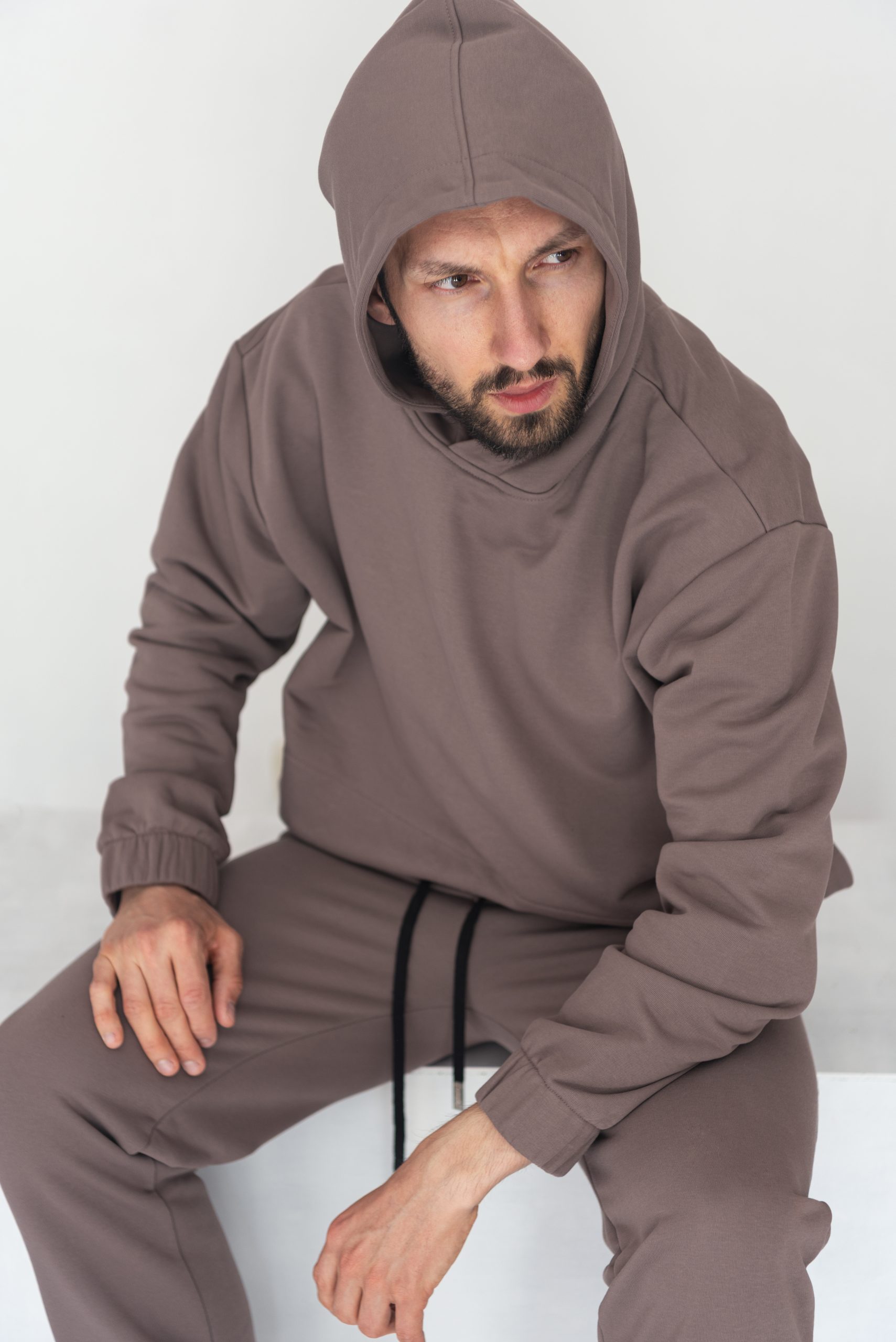 Komplet dresowy oversize z kapturem bez suwaka – Latte - obrazek 6